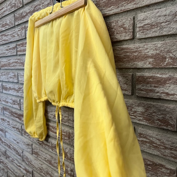 Streetwear Society Pastel Yellow Off the Shoulder Top - Picture 4 of 9